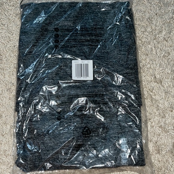 NWT Men's Under Armour Tech 2.0 Gray (002)/Black Short-Sleeve T-Shirt Size XXLT - Picture 8 of 13